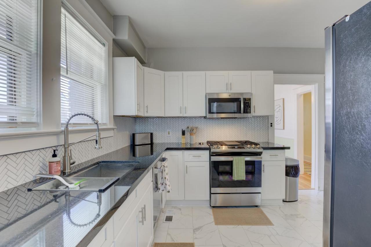 Spacious Bungalow With 6 Beds, Games, And Fire Pit - Close To Beale Street, Bbq, Graceland, & Liberty Bowl 멤피스 외부 사진