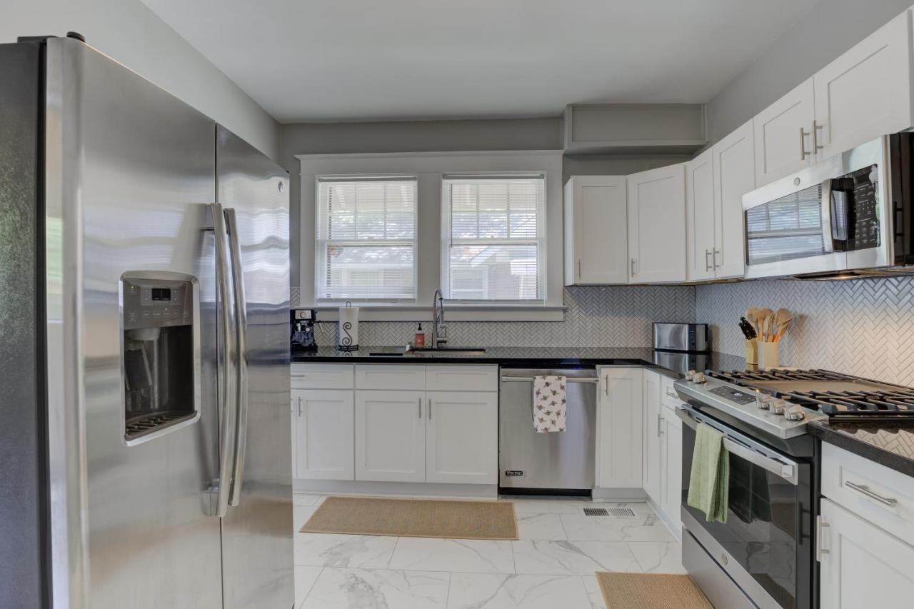 Spacious Bungalow With 6 Beds, Games, And Fire Pit - Close To Beale Street, Bbq, Graceland, & Liberty Bowl 멤피스 외부 사진